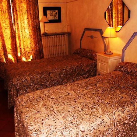 Bed and Breakfast La Maison Aux Volets Bleus à Venasque Extérieur photo